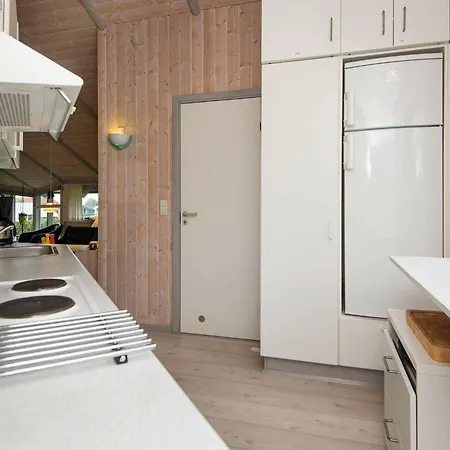 6 Person Holiday In Sj Lund Sjolund