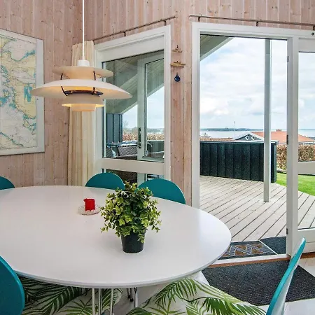 6 Person Holiday In Sj Lund * Sjolund