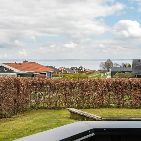 6 Person Holiday In Sj Lund
